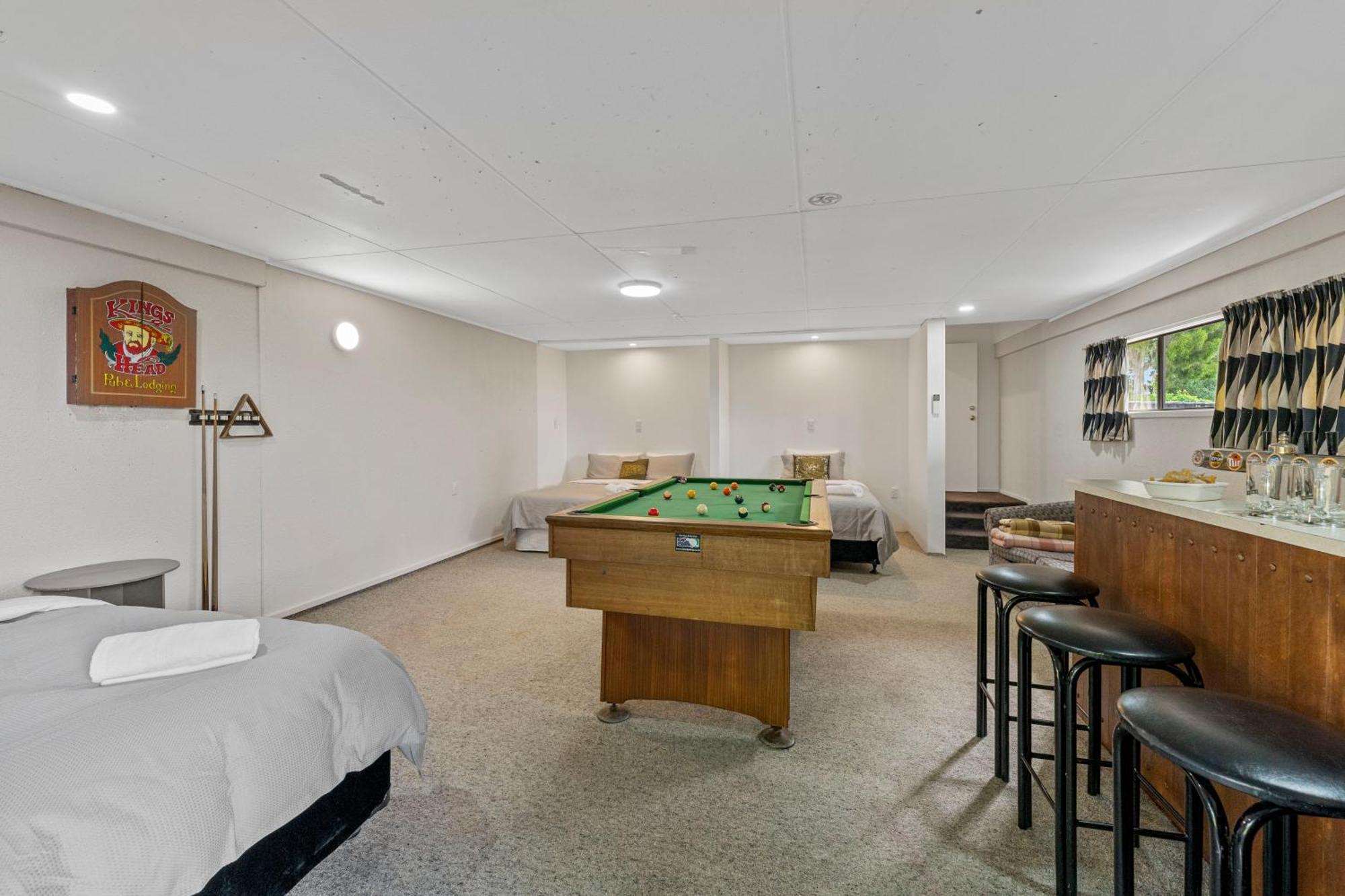 Ngaio Views - Lake Taupo Holiday Home エクステリア 写真