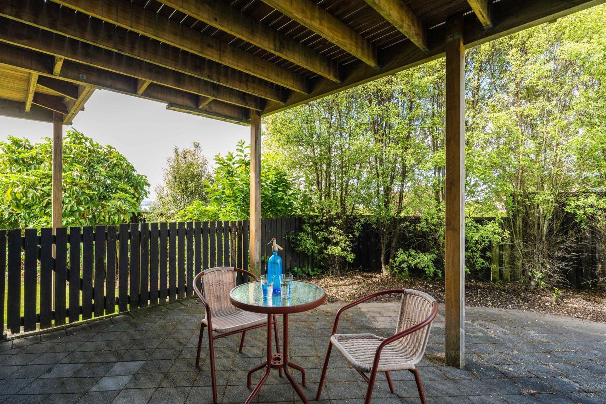 Ngaio Views - Lake Taupo Holiday Home エクステリア 写真